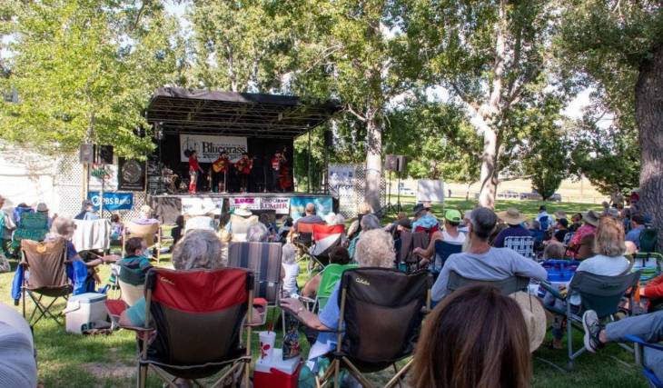 13 live bands, lawn contra dancing, local food trucks, and open pools: Northern Nevada’s 40th annual bluegrass festival takes over Bowers Mansion this August