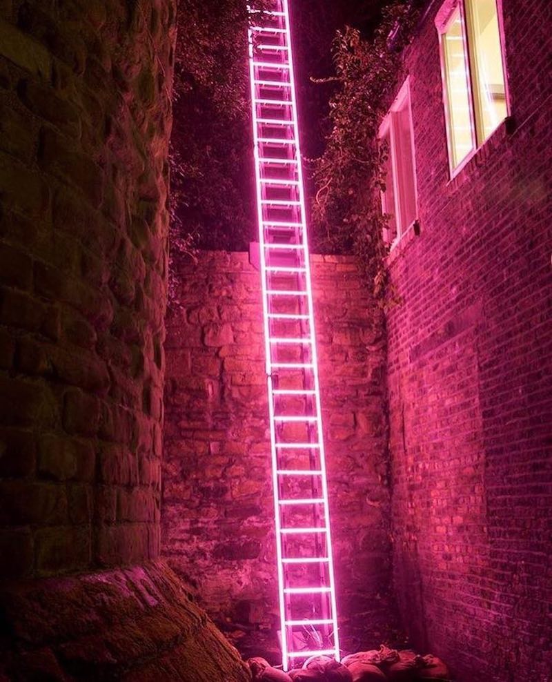 Lumiere London, Eschelle