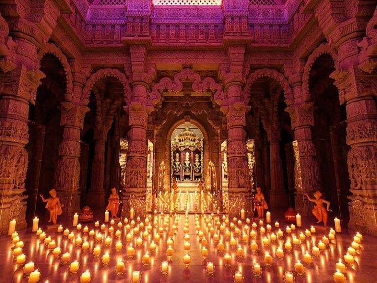 The Neasden Temple Inside The Beautiful BAPS Shri Swaminarayan Mandir