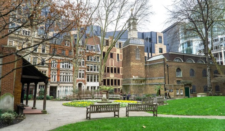 Este encantador parque del centro de Londres, con una historia conmovedora, es oficialmente el lugar más infravalorado de Londres… ¡y la entrada es gratis!