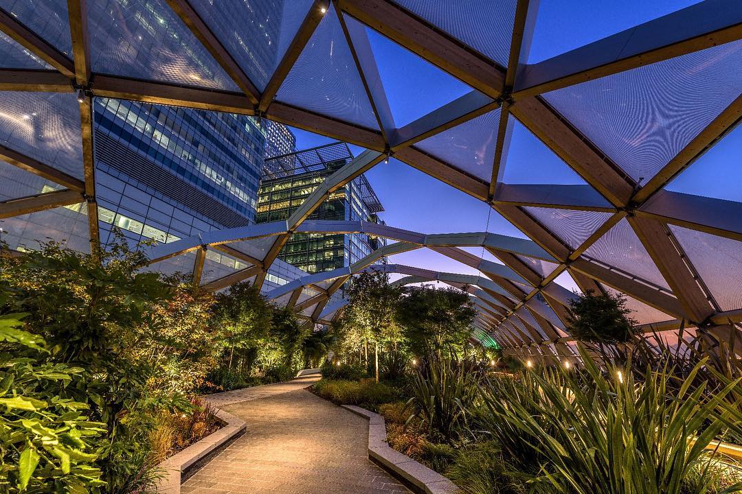 Crossrail Place Roof Garden Canary Wharf s Peaceful Park With Giant Crossrail Place Roof Garden Canary Wharf s Peaceful Park With Giant