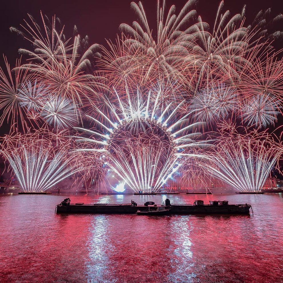 In Pictures: Just 21 Spectacular Photos Of London's New Year's Eve