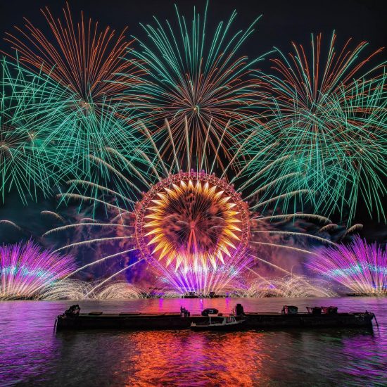 In Pictures: Just 21 Spectacular Photos Of London's New Year's Eve ...