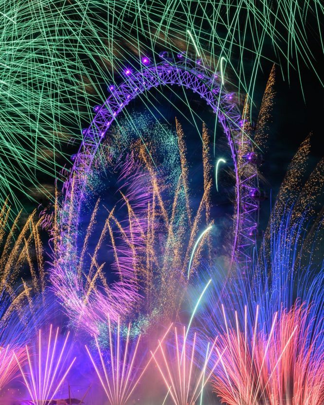 In Pictures: Just 21 Spectacular Photos Of London's New Year's Eve ...
