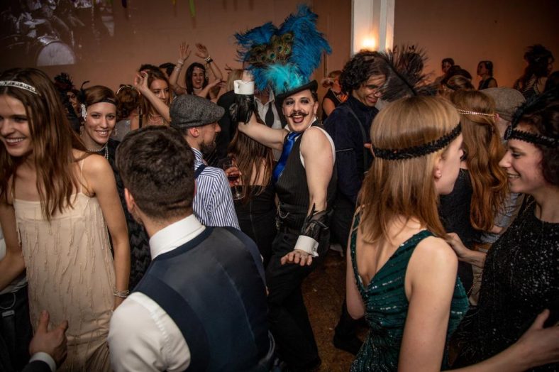 The Candlelight Club Roaring Twenties Come Alive At These Top Parties