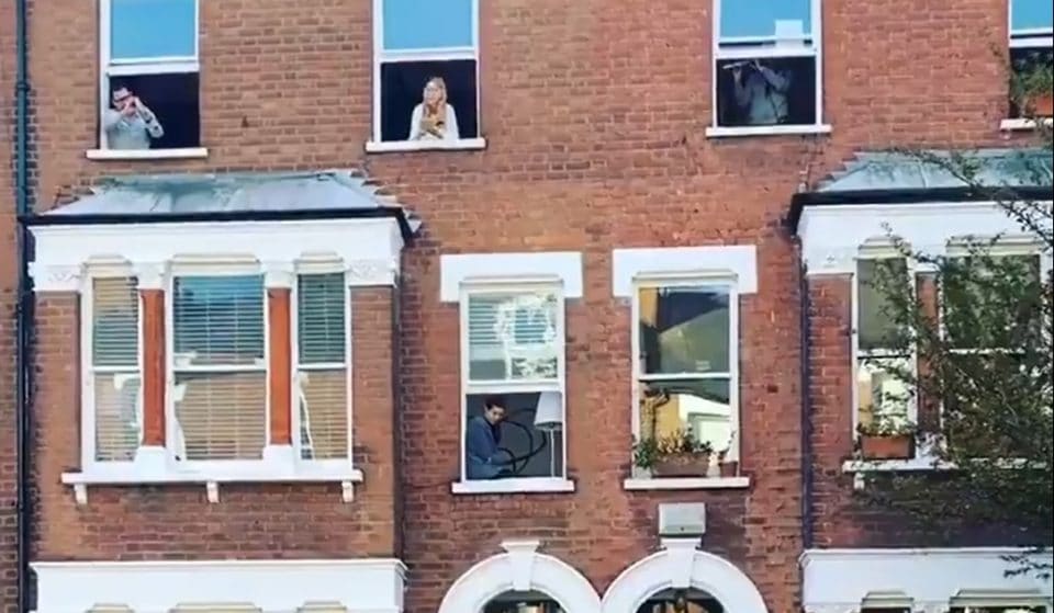 These London Neighbours Have Been Performing &#8216;Romeo And Juliet&#8217; For Their Street