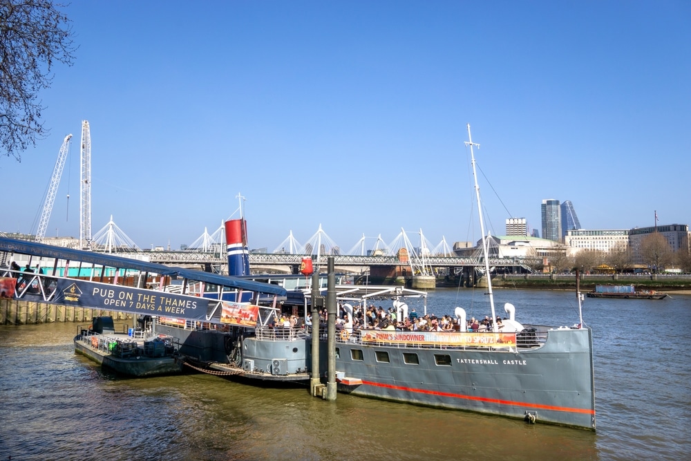 autumn-date-ideas-in-london-18-cosy-and-romantic-ones