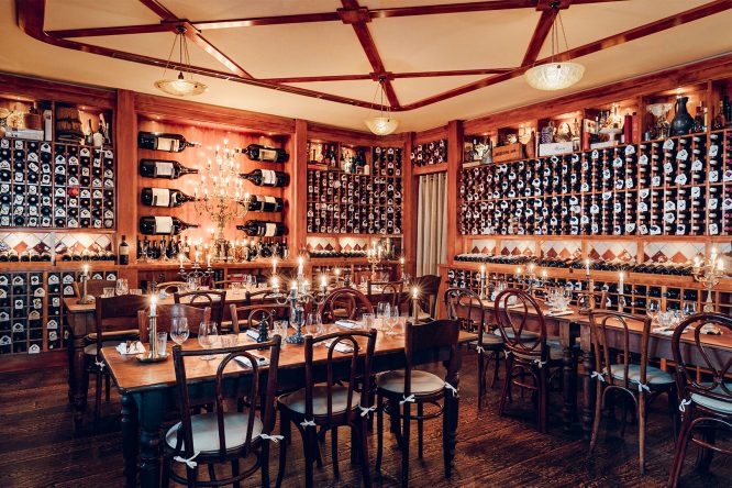 Ultimate Restaurants 3
