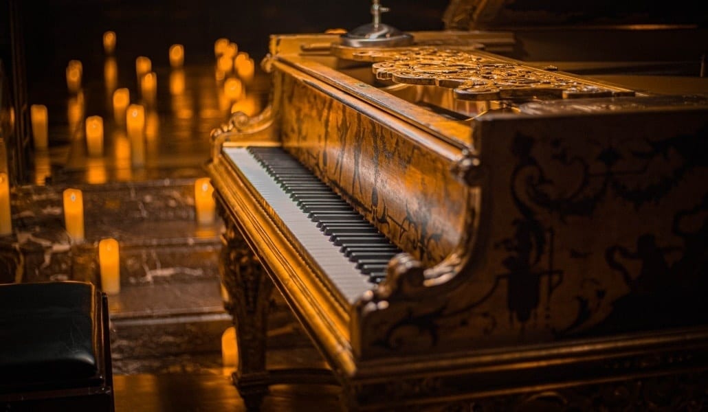 ABBA Candlelight Concert Catch Pop Hits By Candlelight