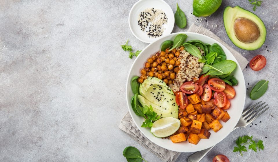 15 Things To Do In Your Lunch Break, Besides Eating Yesterday’s Leftovers And Scrolling Through Instagram