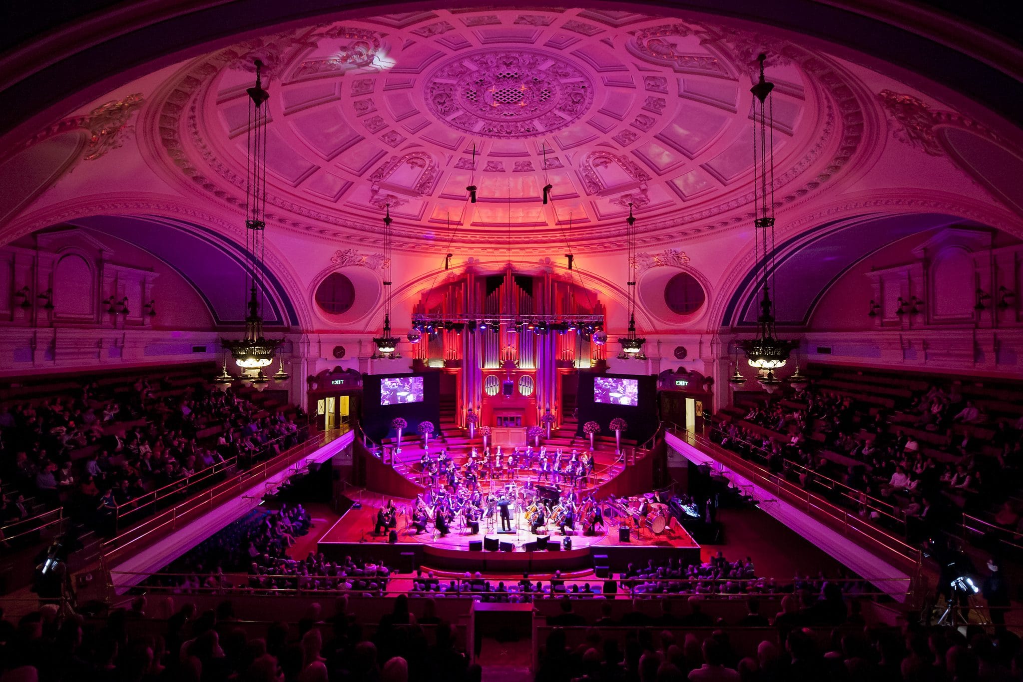 Central Hall Westminster Will Host Some Glorious Candlelight Concerts