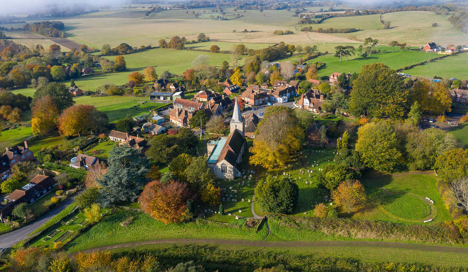 Dieses charmante und malerische Dorf in der Nähe von London birgt ein dunkles Geheimnis – es ist das Dorf mit den meisten Geistern im Land, mit 12 offiziellen Geistern