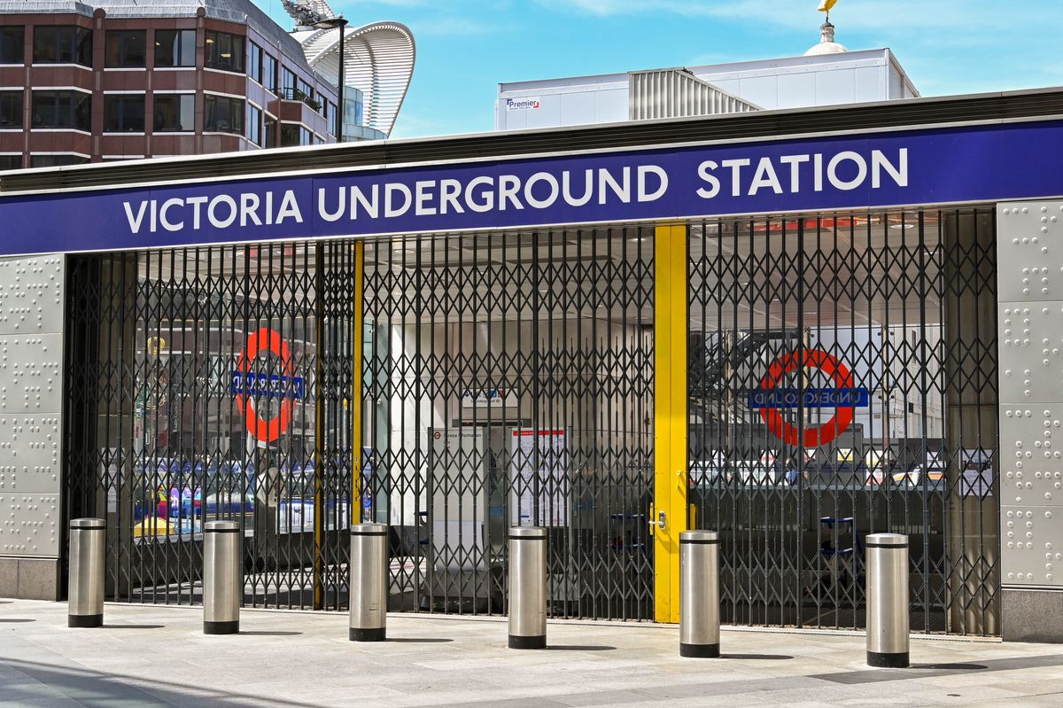 Tube, Bus And Train Strike Guide How To Get Around London Town