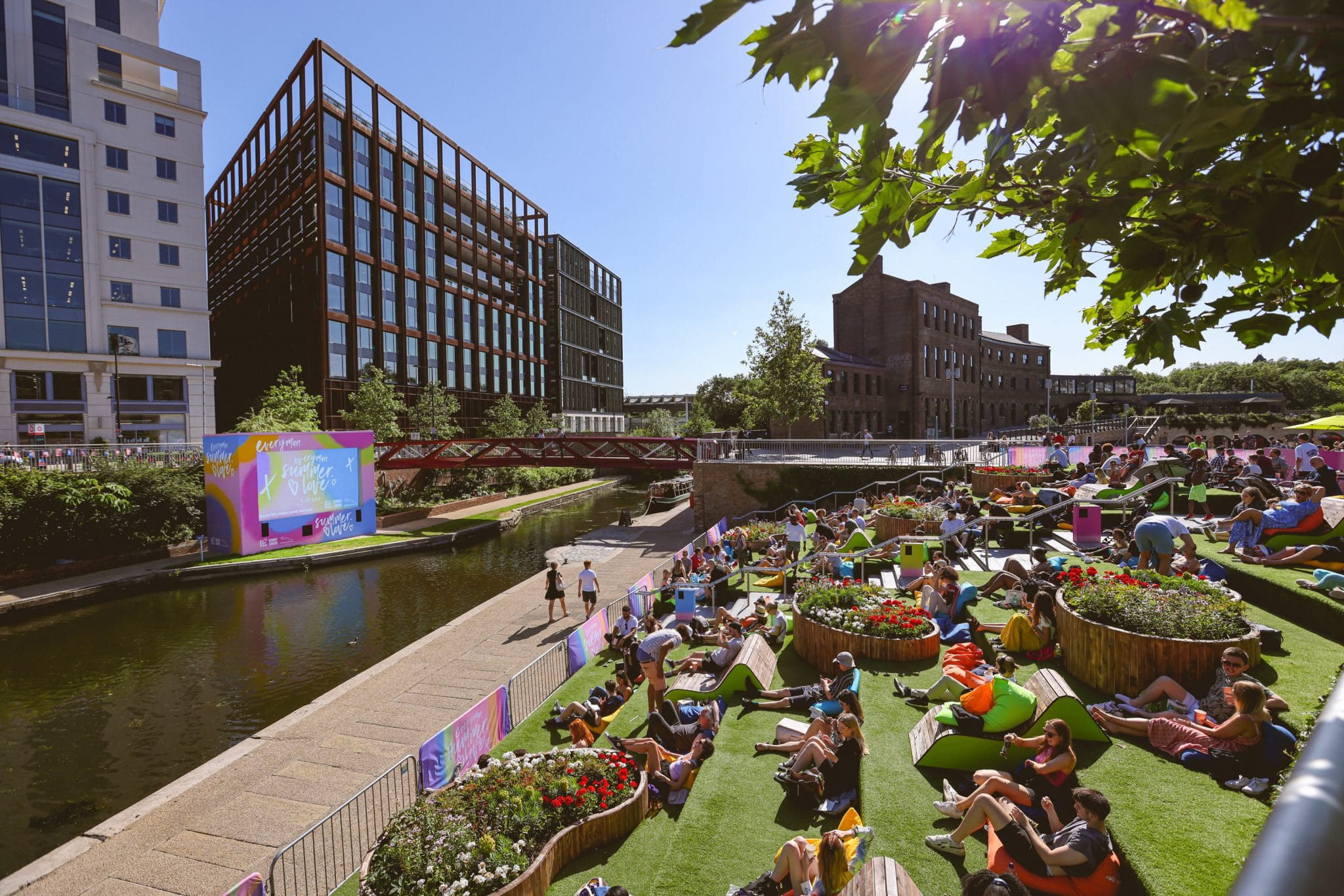 Screen on the Canal
