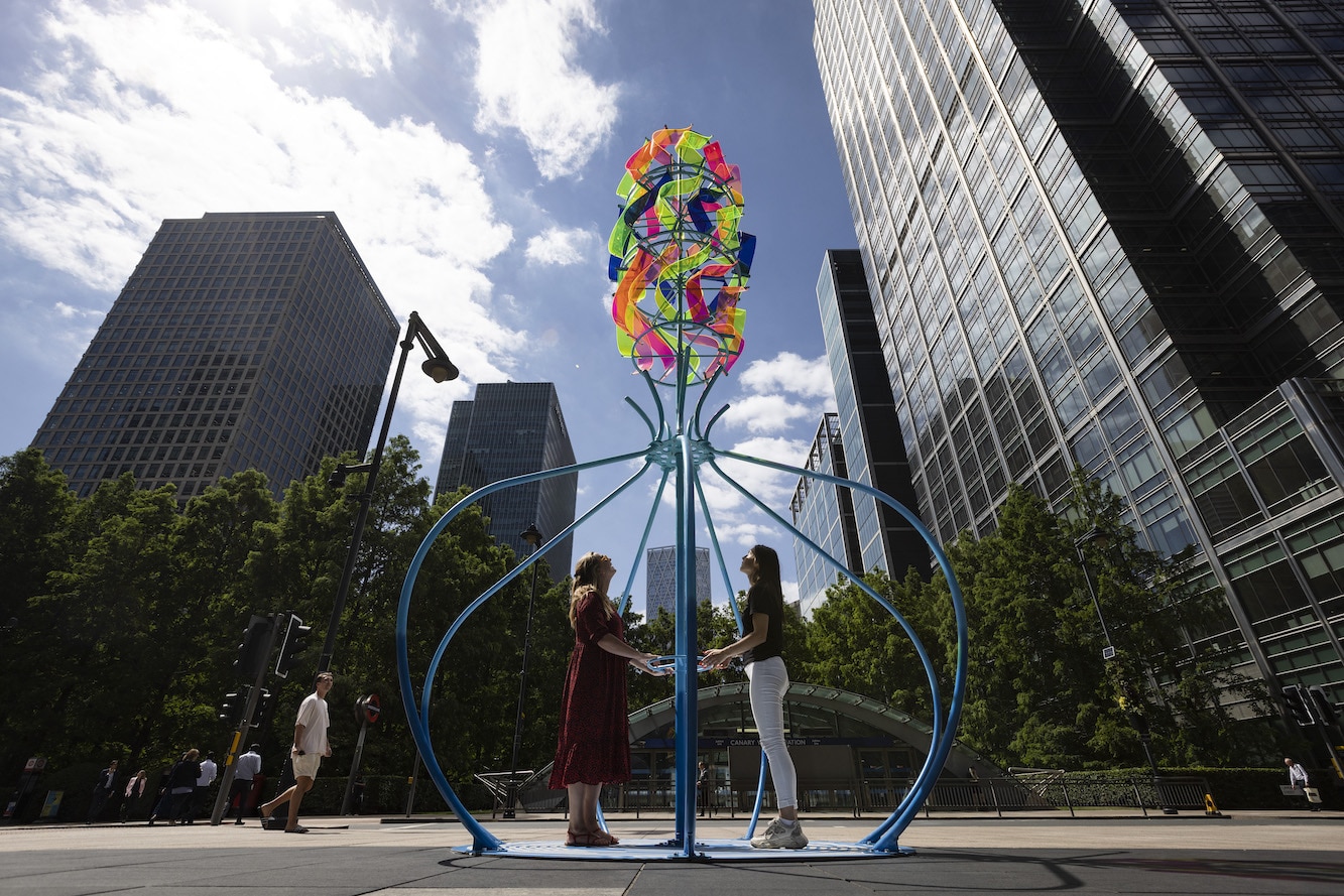 Canary_Wharf_Summer_lights-2