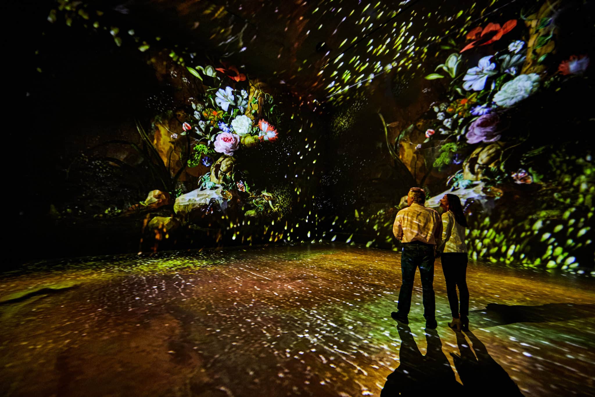 frameless-step-into-the-worlds-of-your-favourite-artworks