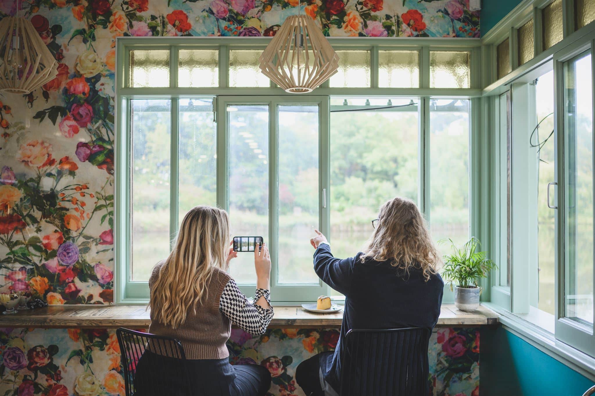 The Waterside Café Beautiful New Lakeside Café In Regent's Park