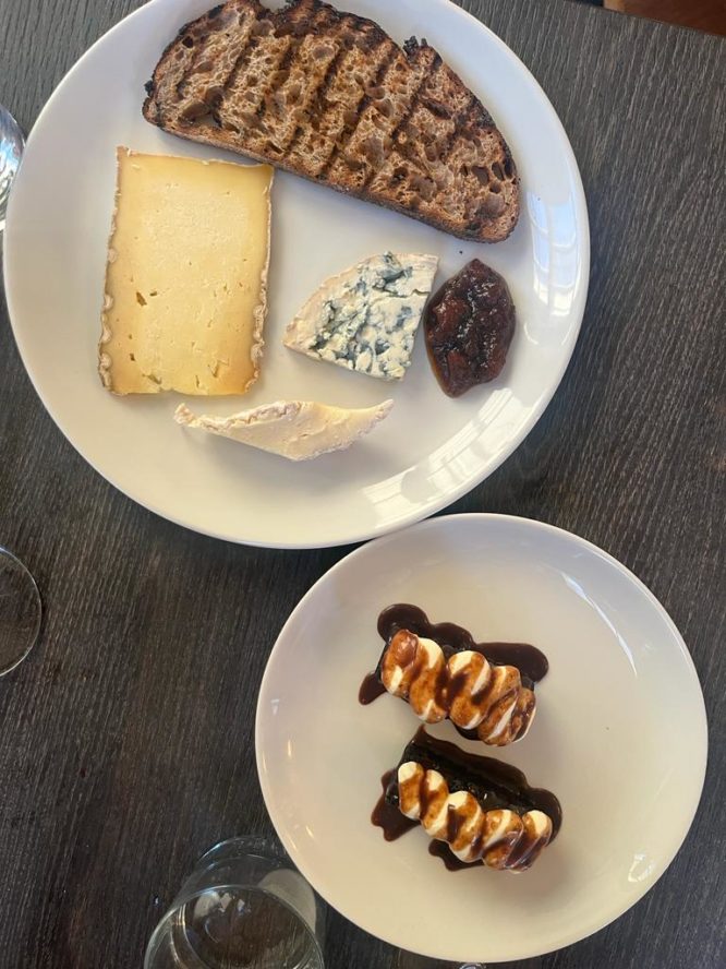 The cheese plate and delicious chocolate cake served at the Hicce Hart