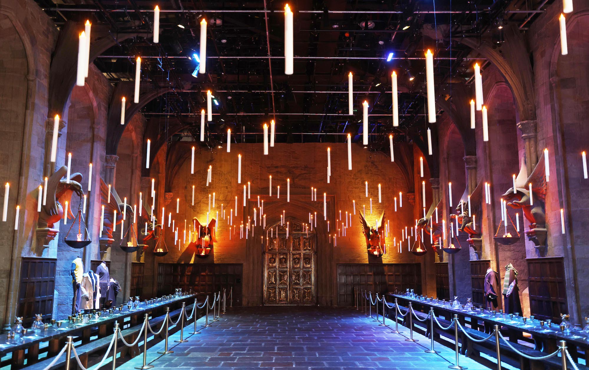 Discovering Hogwarts Studio Tour 400 Floating Candles Now Hang In Discovering Hogwarts Studio Tour 400 Floating Candles Now Hang In