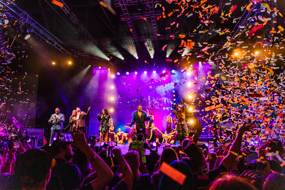 The main stage of musical con with confetti falling down on the audience