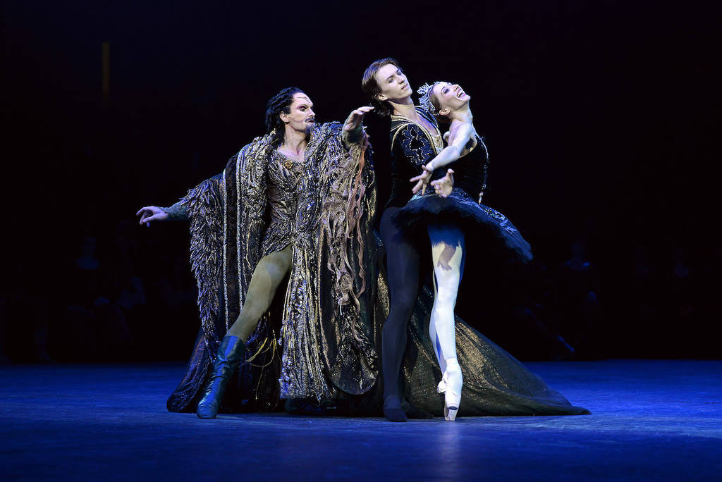 Swan Lake Is Returning To The Royal Albert Hall This June - Secret London
