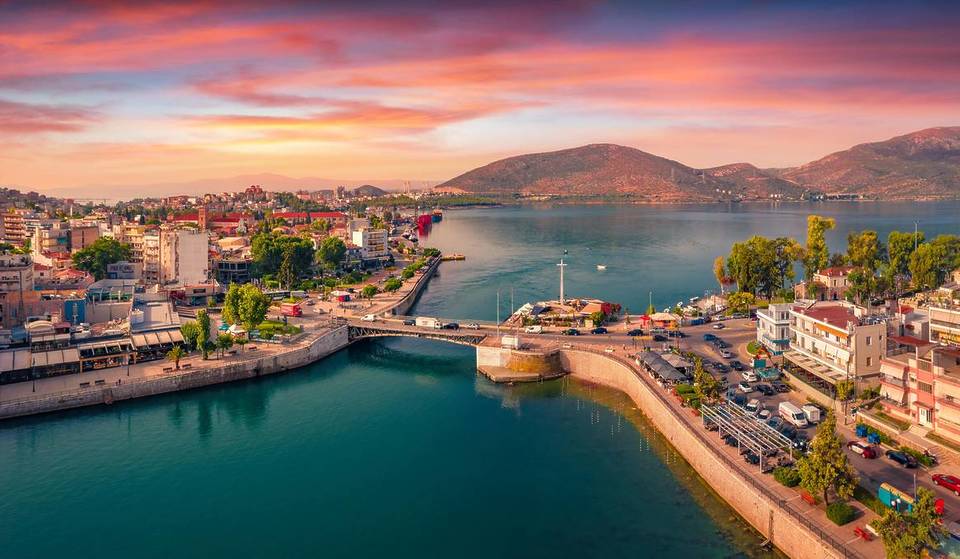 This European Country Has Just Introduced A Six-Day Working Week – Is It Coming For Us Too?