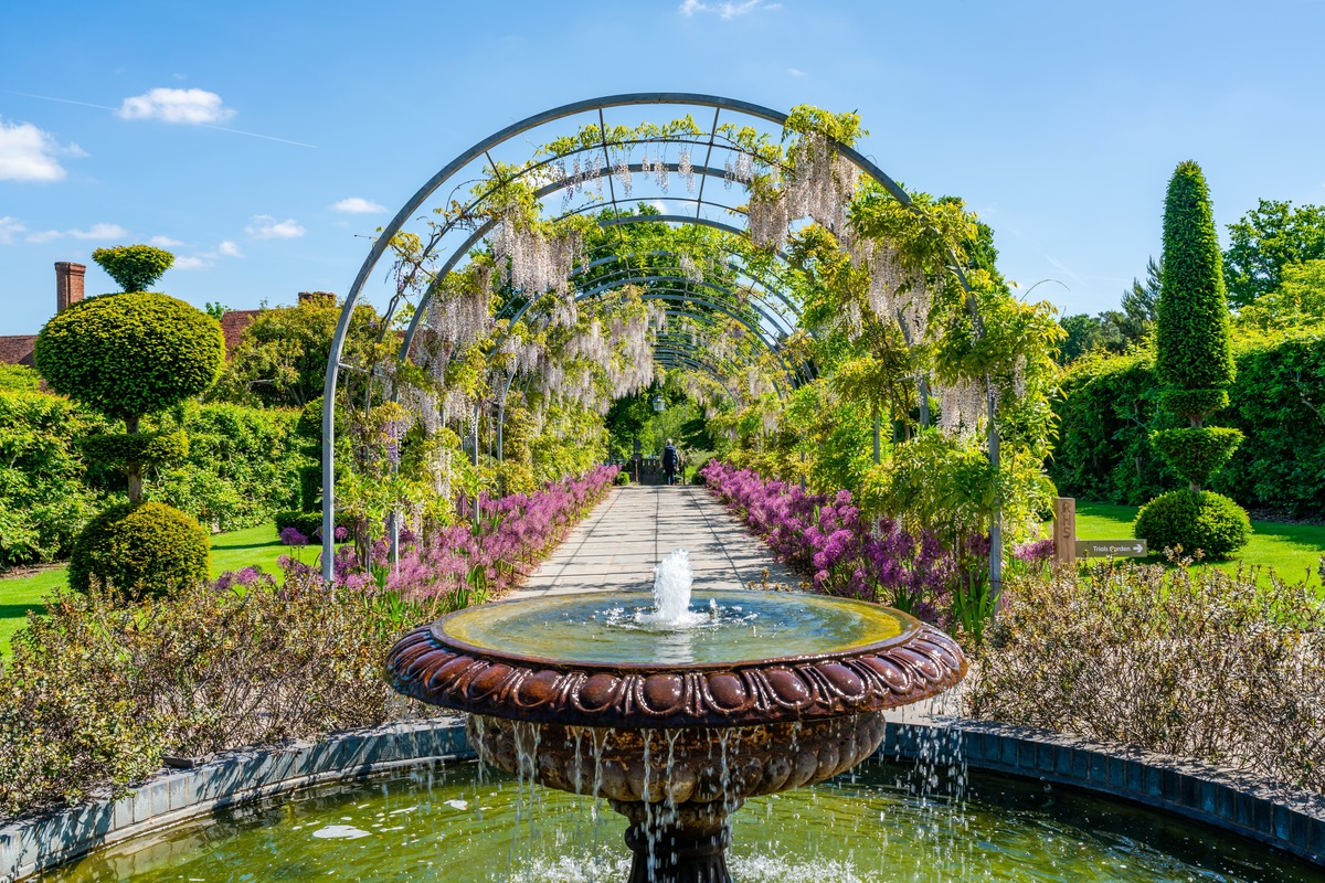 This Gorgeous Garden Near London Is One Of The World's Best