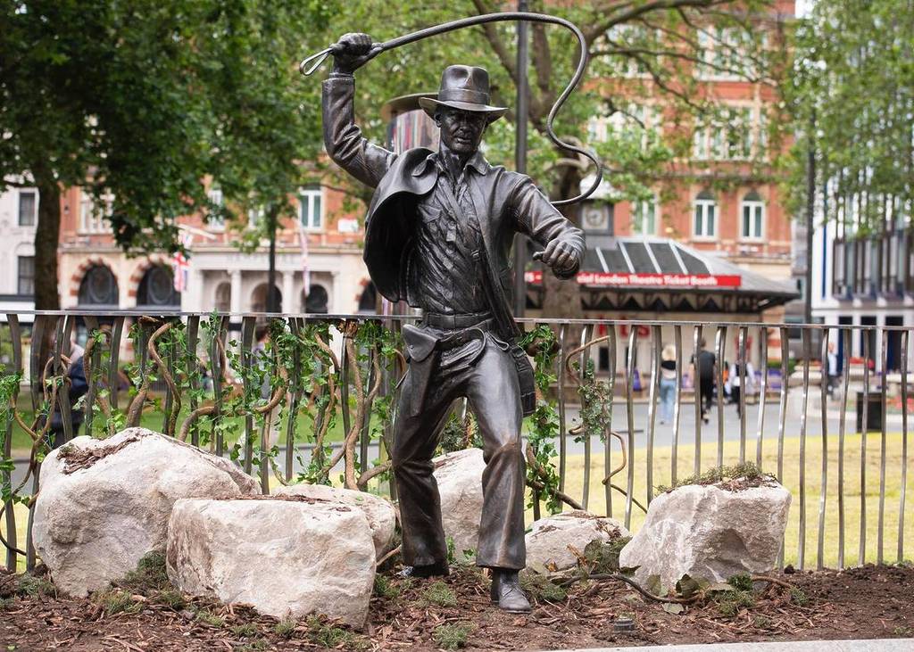 Daniel Kaluuya statue in Leicester Square