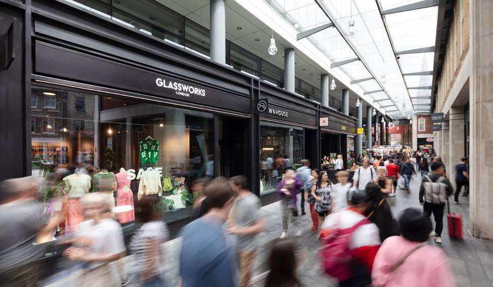 An Insider’s Guide to Spitalfields Market: From Fantastic Food to Amazing Art & Shopping