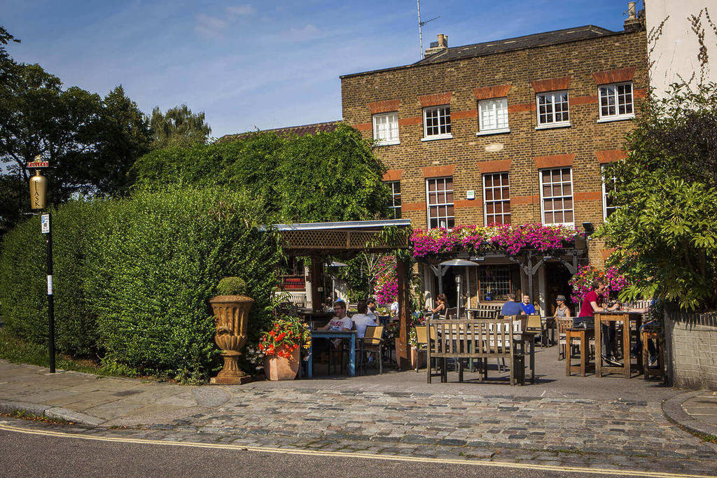 20 Of The Most Haunted Places In London To Scare Yourself Silly - From ...