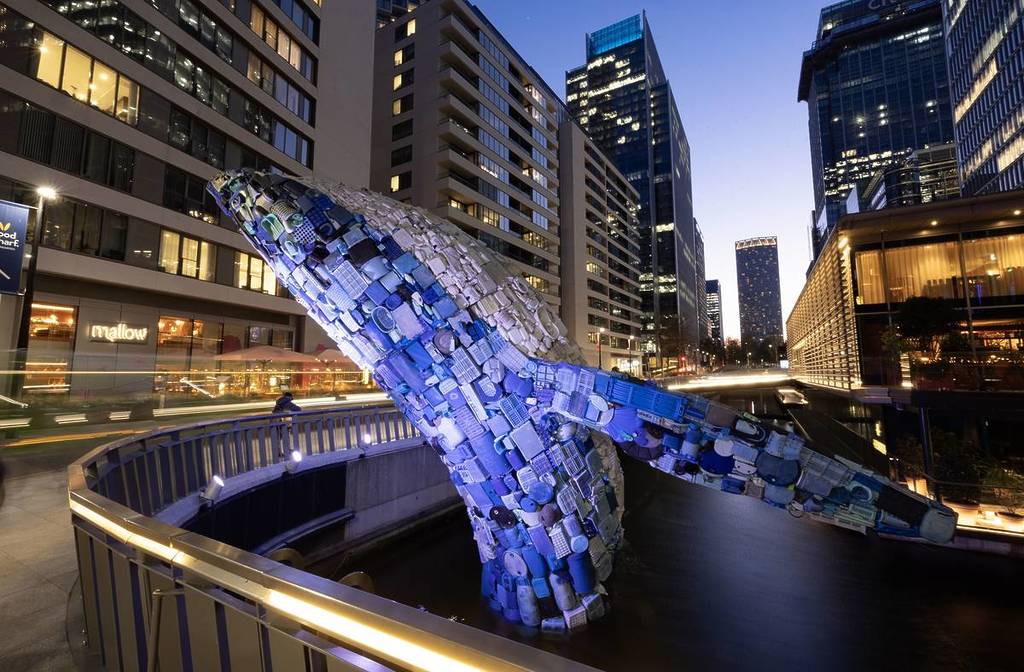 A Huge Whale Sculpture Has Just Been Unveiled In Canary Wharf