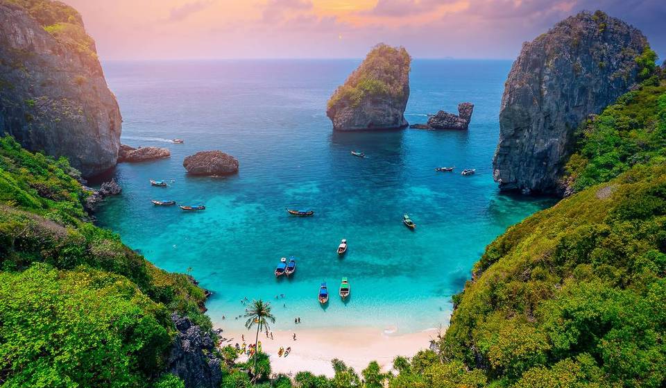 This New AI Tool By Expedia Turns Instagram Reels Into Ready-To-Book Travel Itineraries – Here’s How To Use It
