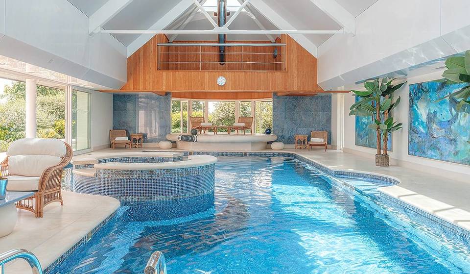 This Gorgeous Spa Offers Visitors 3 Hours Of Private Access And An Incredible Afternoon Tea For Just £125 – And It’s Less Than 2 Hours From London