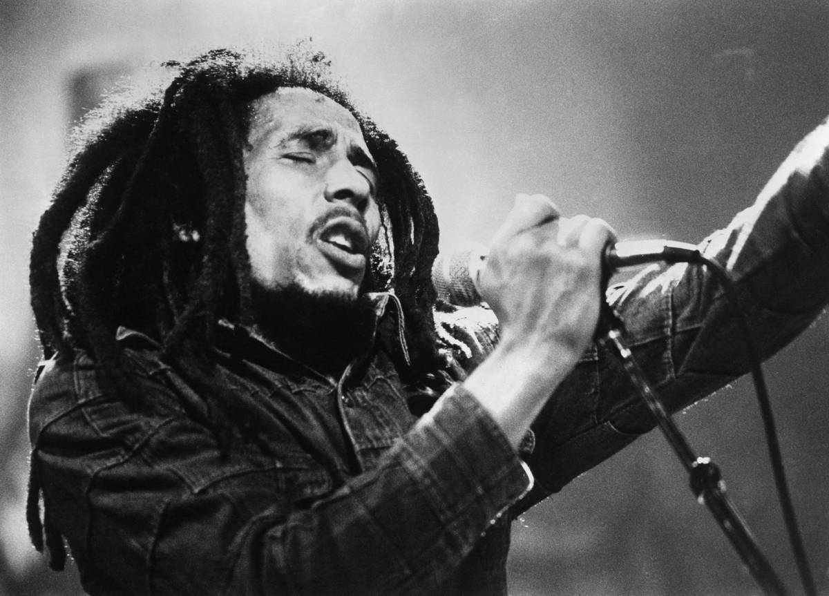 UNSPECIFIED - JANUARY 01: Photo of Bob MARLEY; Bob Marley performing live on stage