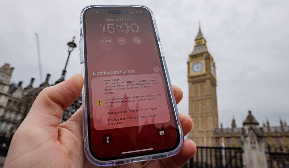 Un fuerte mensaje de alerta de emergencia se enviará a todos los teléfonos móviles del Reino Unido.