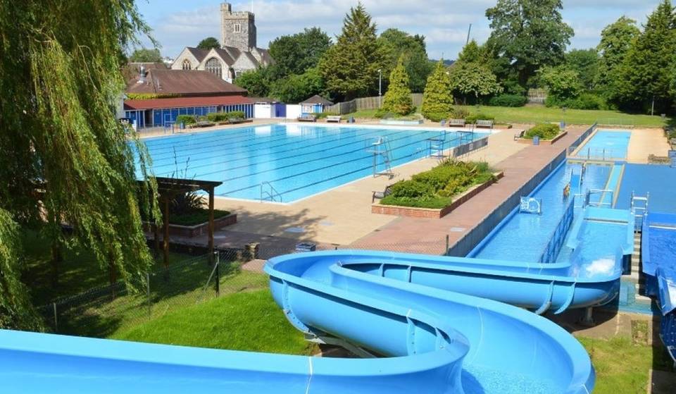 This Incredible Olympic-Sized Lido Boasts Three Water Slides And A Family-Friendly Area For Mini Paddlers – And It&#8217;s Less Than An Hour From London