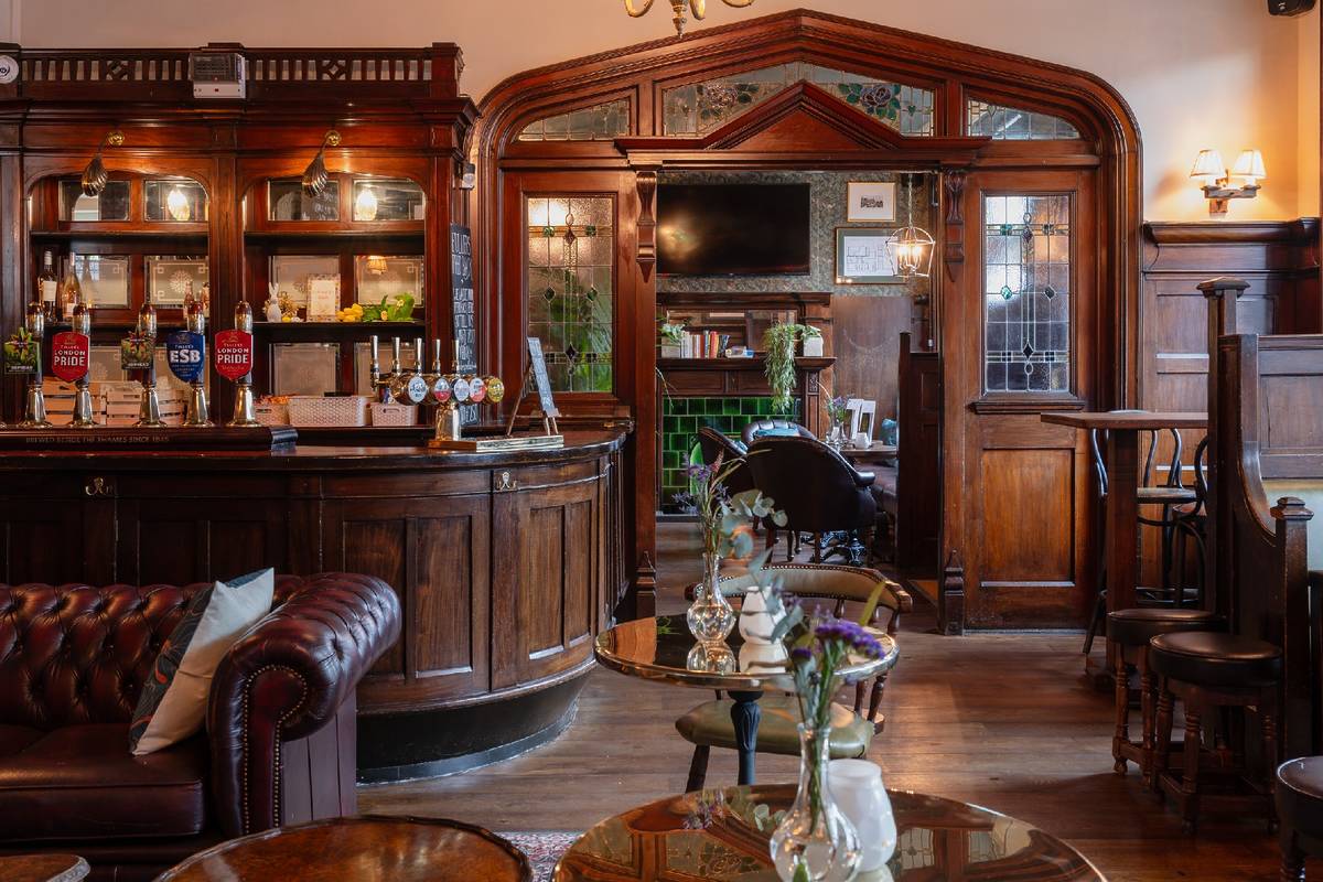 interiors of the forester pub