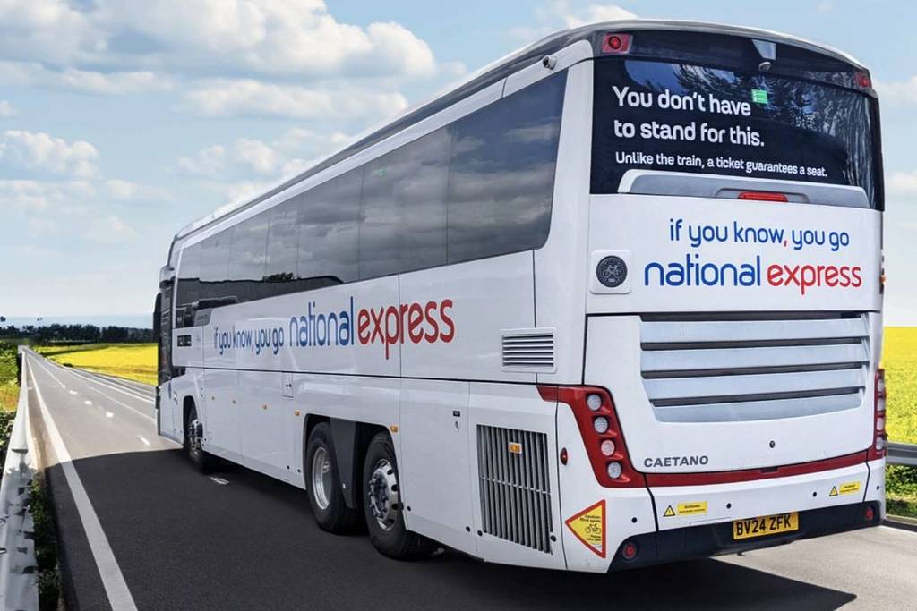 I bambini possono viaggiare gratis su questo pullman National Express