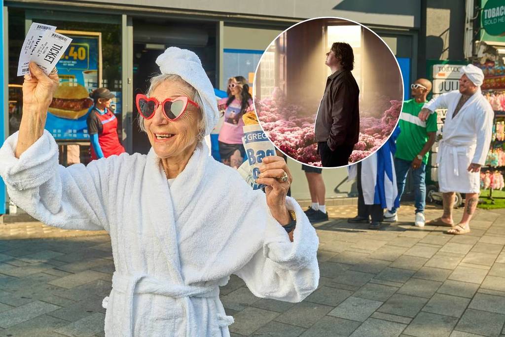 lewis capaldi greggs cosplay