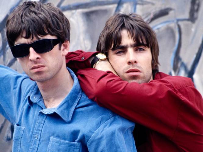 Photograph of Noel Gallagher in sunglasses and Liam Gallagher in the early days of Oasis in 1994