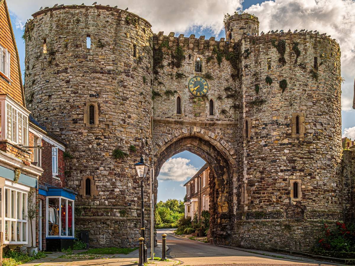 a view of the rye town gate
