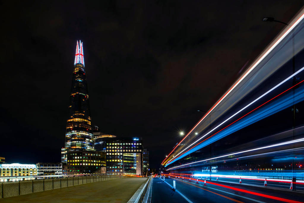 Le Shard s'illumine aux couleurs de l'Angleterre
