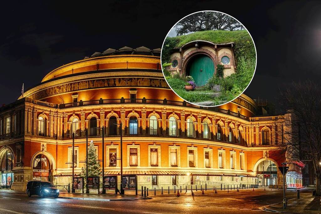 De Royal Albert Theatre overlayed met een foto van een hobbit hole.