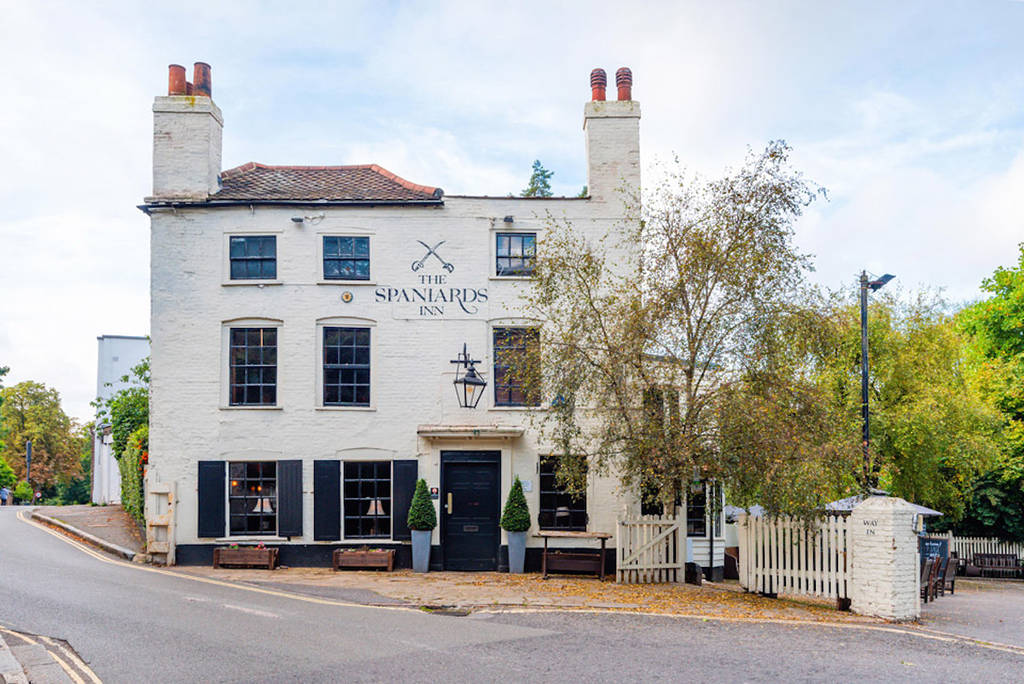 an iconic London pub to visit on International Beer Day