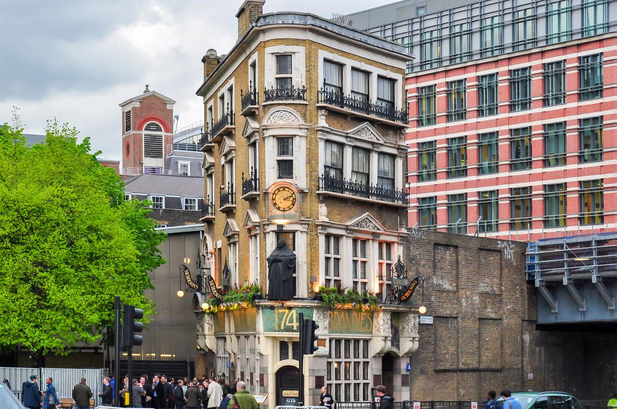 The exterior of the Black Friar pub