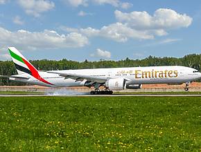 Emirates vieterà questo articolo su tutti i voli a partire da ottobre 2025: ecco le nuove regole che i viaggiatori devono conoscere