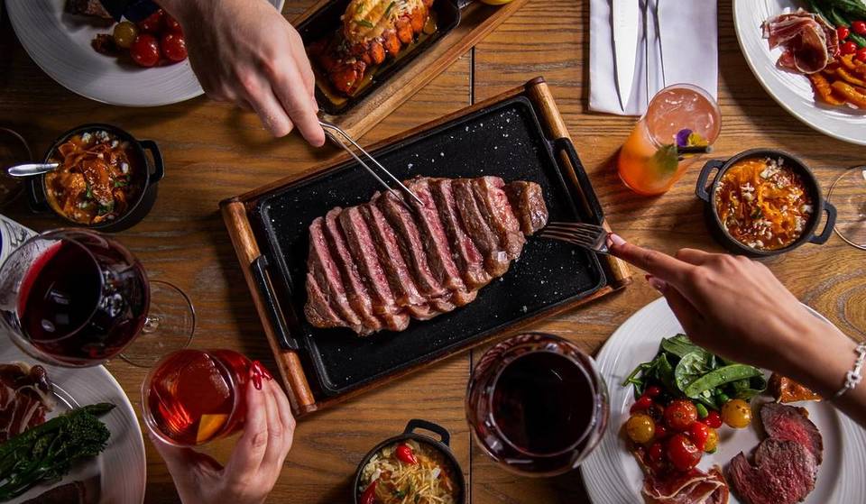 Genießen Sie einen KOSTENLOSEN Cocktail und ein Gericht zum Teilen in diesem brillanten brasilianischen Steakhouse in London