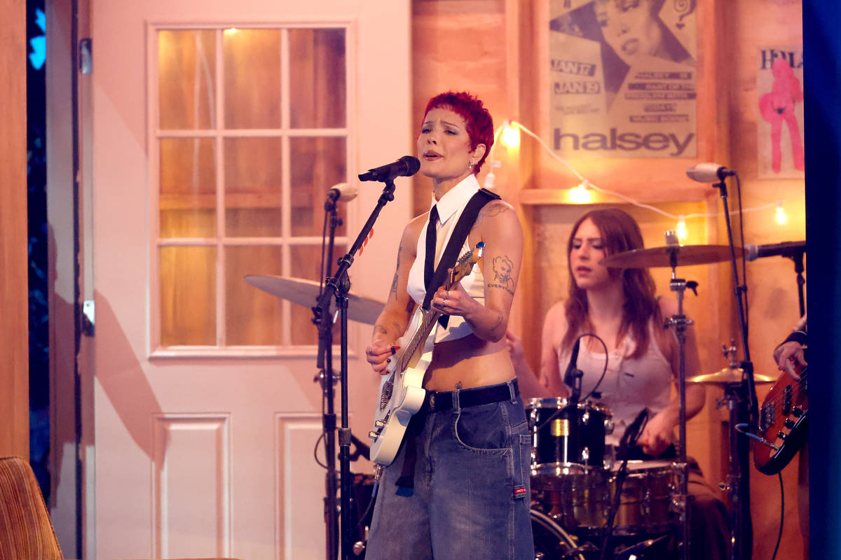 Halsey Has Announced ‘Back To Badlands’ Tour With London Date