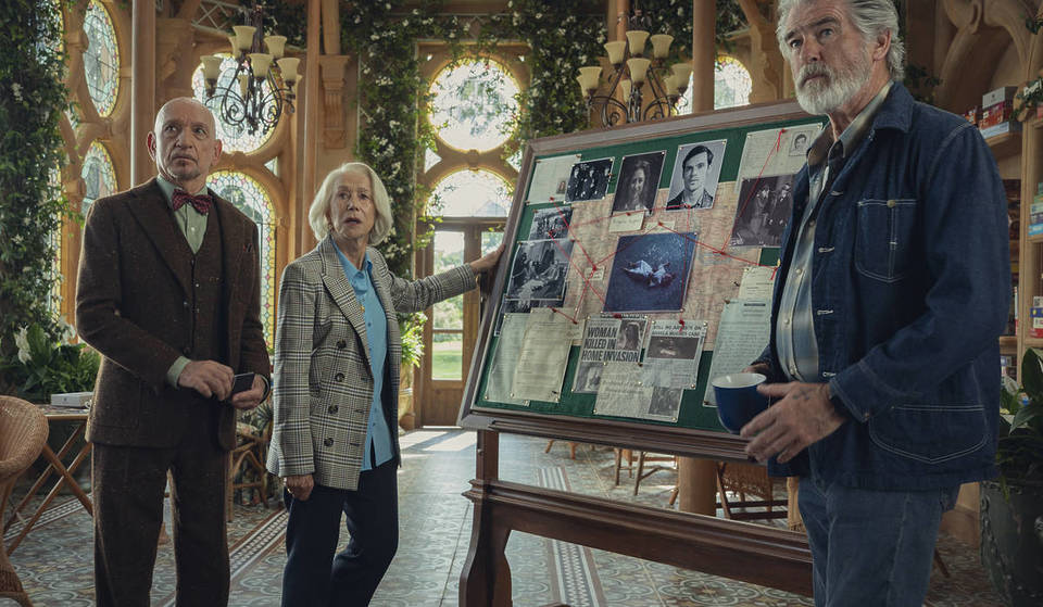 Dit zijn de opnamelocaties van ‘The Thursday Murder Club’ – inclusief een idyllisch dorpje in Hertfordshire en een Elizabethaans landgoed