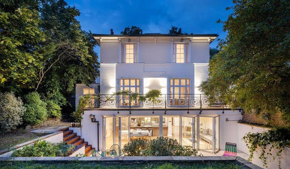 Kate Moss’ voormalige huis in Londen staat te koop – en het is omringd door prachtig groen op een van de meest gewilde plekken van de hoofdstad